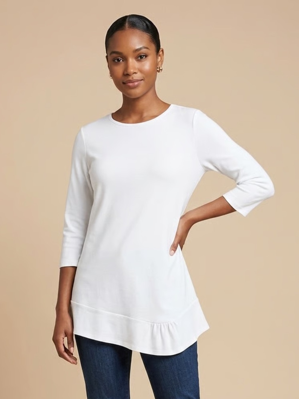 ULTRA SOFTS | White Asymmetrical Hem 3/4 Sleeve Tee Sz S